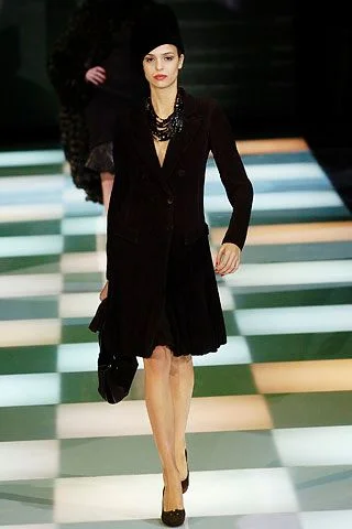 Look 10